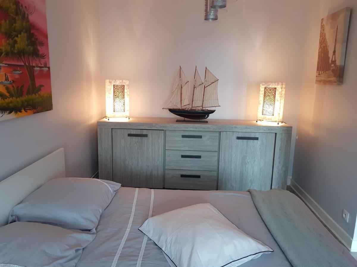 Chambres A Louer Dans Appartement Balcon - Wifi - Parking Gratuit Νεβέρ Εξωτερικό φωτογραφία