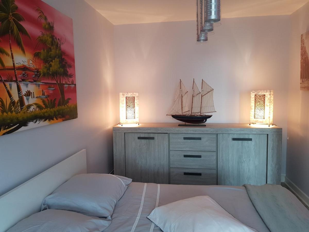 Chambres A Louer Dans Appartement Balcon - Wifi - Parking Gratuit Νεβέρ Δωμάτιο φωτογραφία