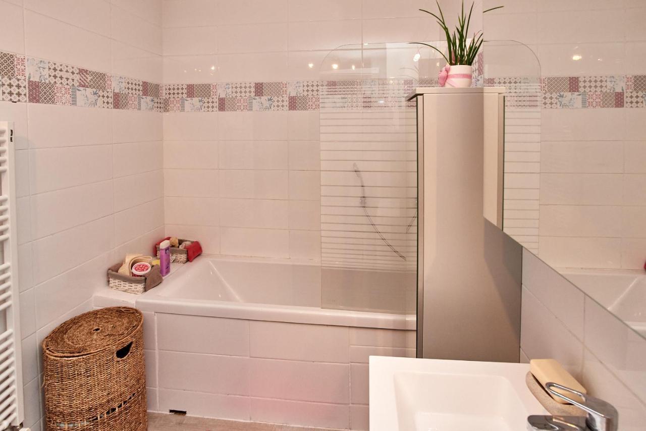 Chambres A Louer Dans Appartement Balcon - Wifi - Parking Gratuit Νεβέρ Εξωτερικό φωτογραφία